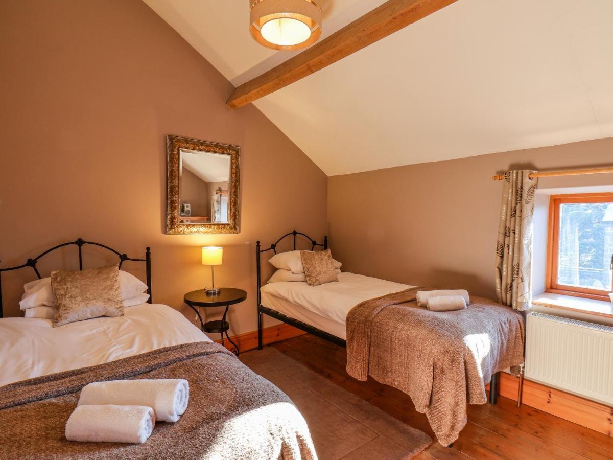 Hayloft Cottage Staintondale Екстер'єр фото