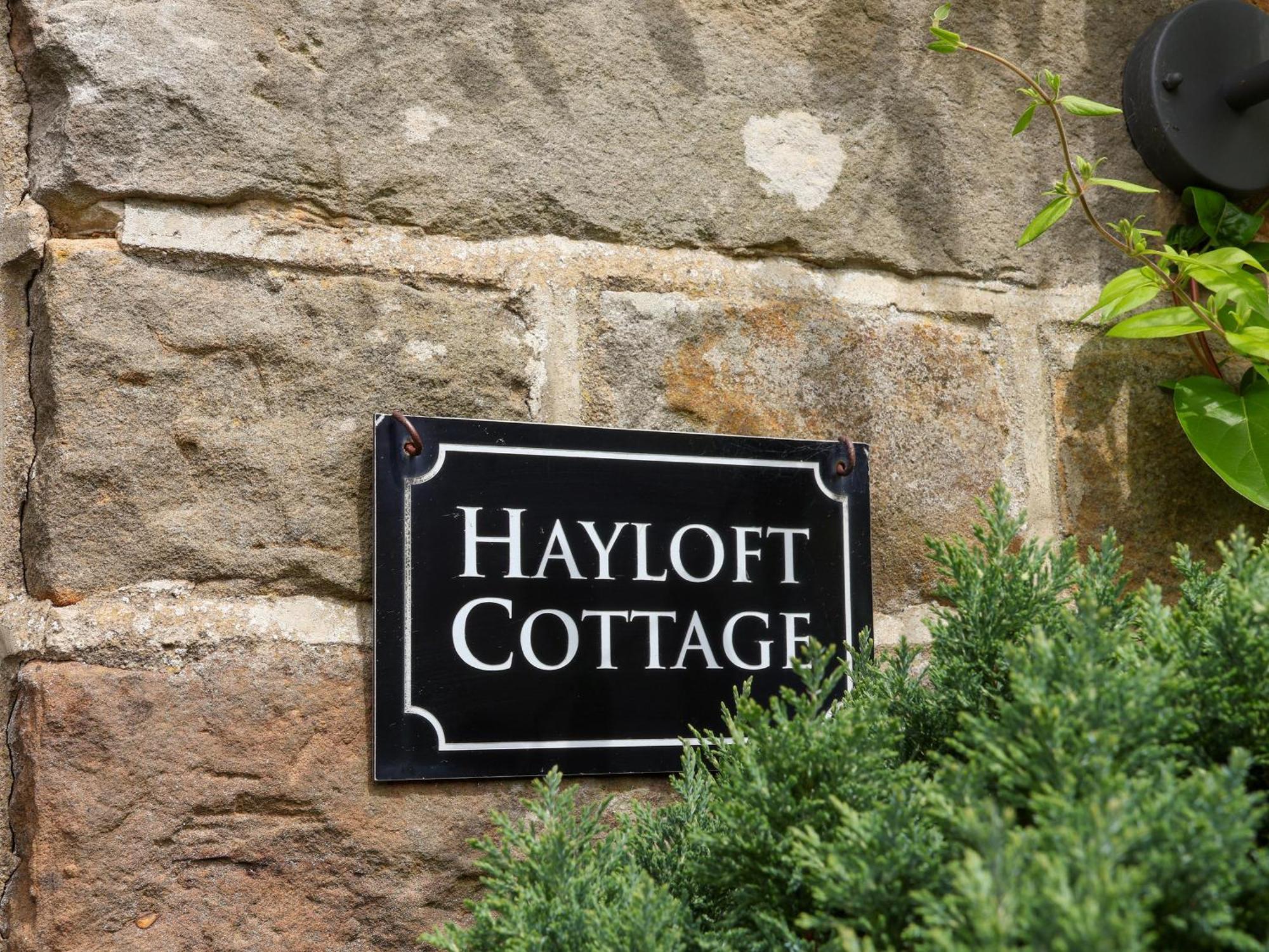 Hayloft Cottage Staintondale Екстер'єр фото